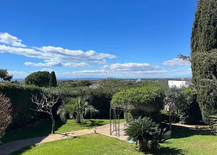 Spacieuse à Avec Piscine Privée, Idéale Pour Familles Villa *